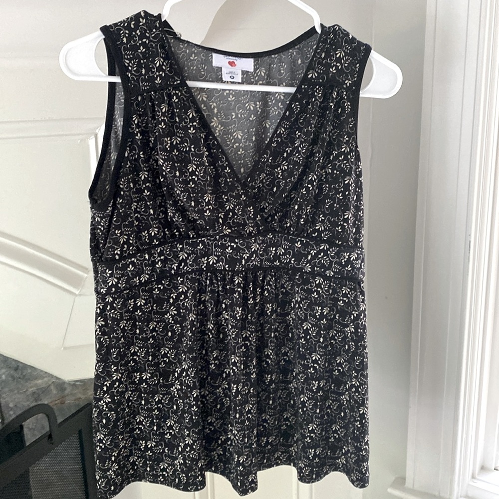 Two Hearts Maternity sleeveless top